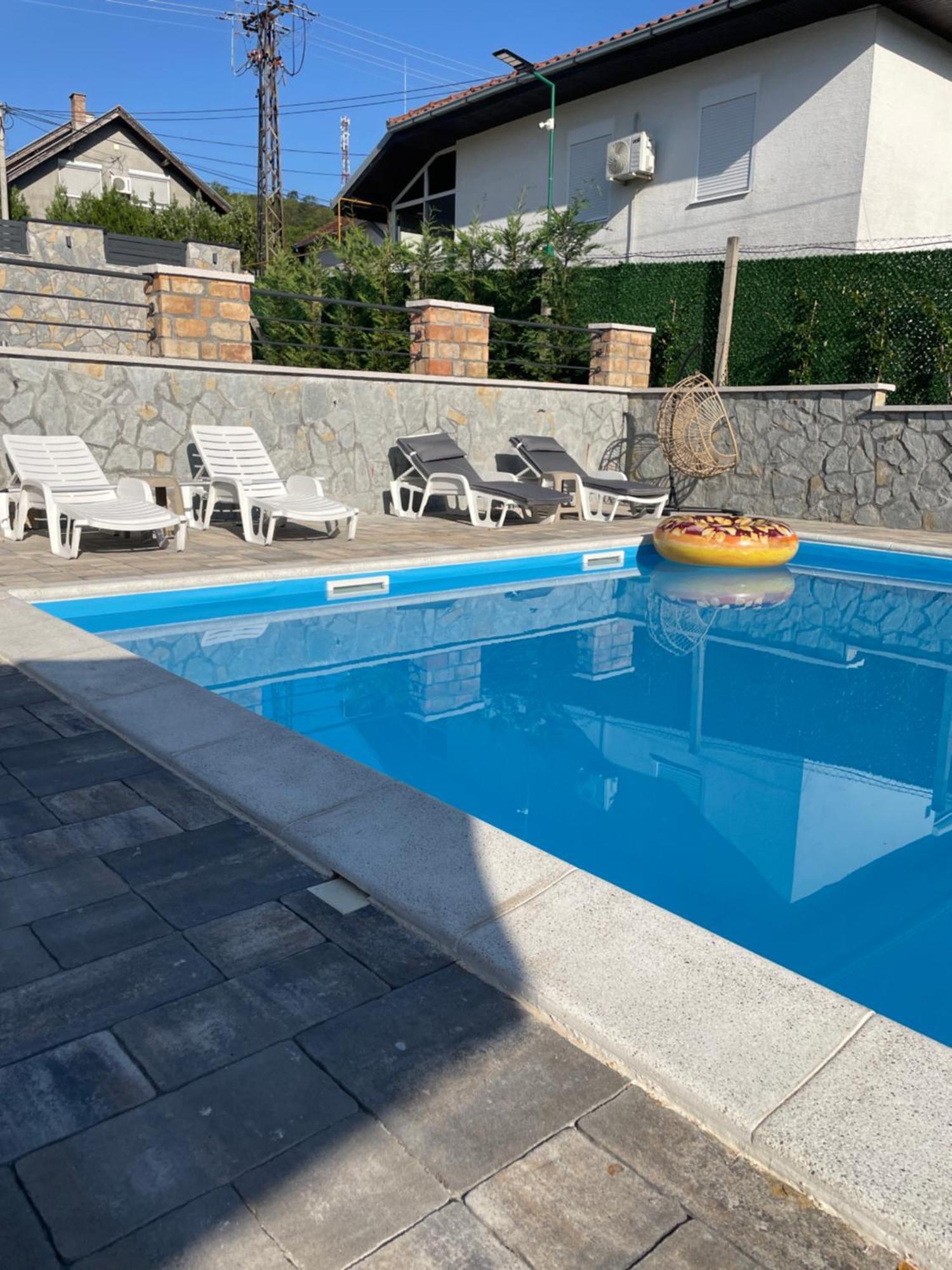 Vila Belilo Sremski Karlovci Ngoại thất bức ảnh